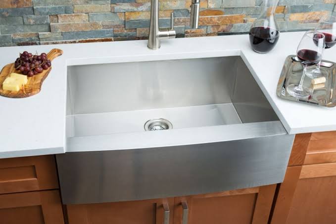 The Best Models of Hahn Sinks